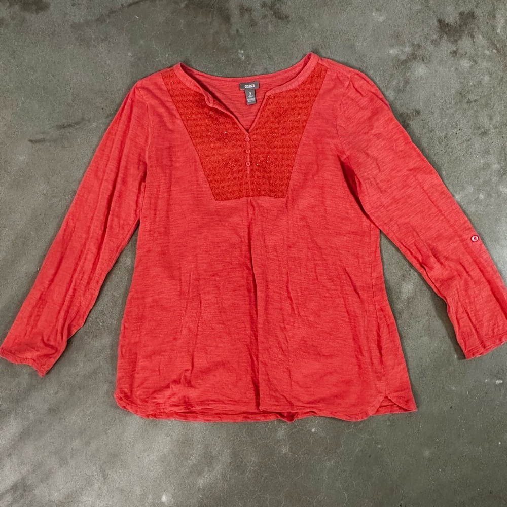Woman’s long sleeve cotton shirt